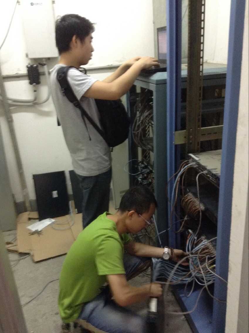 全校交换机完成固件升级与配置优化